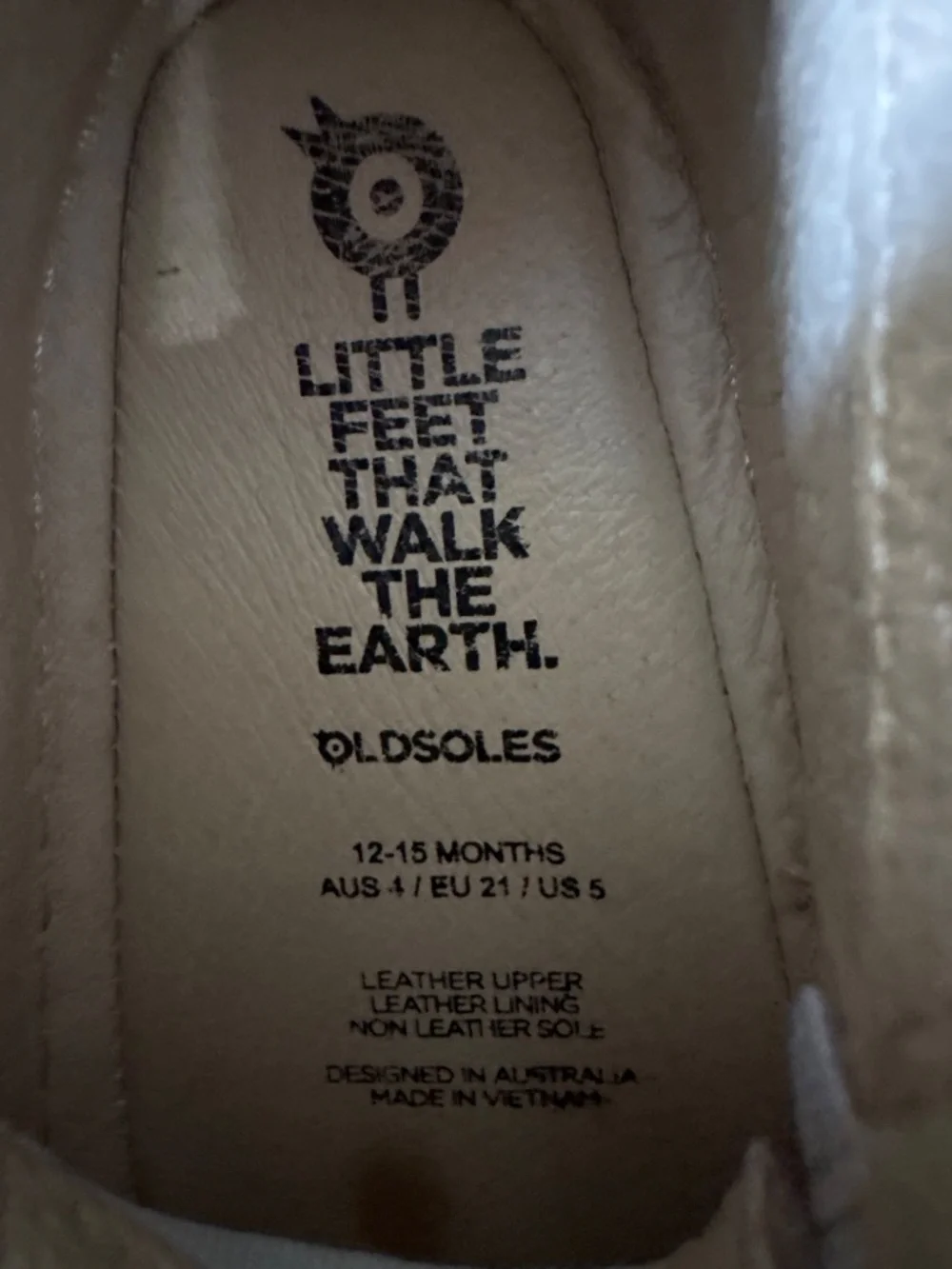 Old soles baby walker sneakers shoes unisex size 5 (12 - 15 Months)